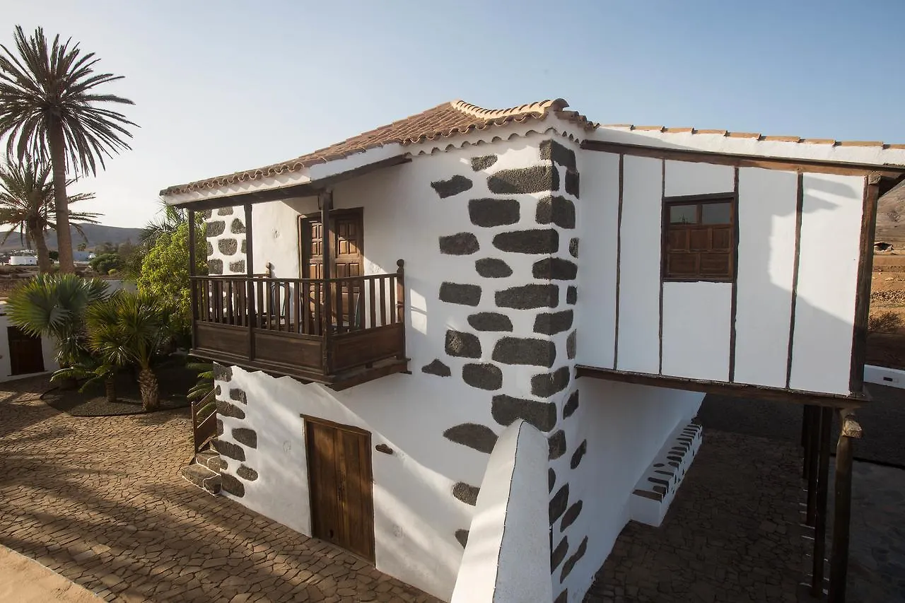 Agro-Hotel Rugama Tetir Country house